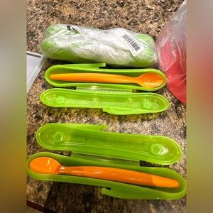 Tupperware Green and Orange Travel Spoon Set (4)